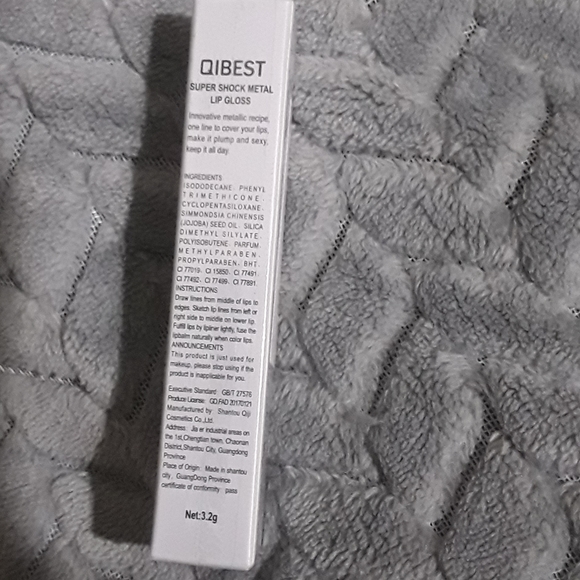 Super Shock Metal Lip Gloss Deep Metallic Green - Picture 5 of 5